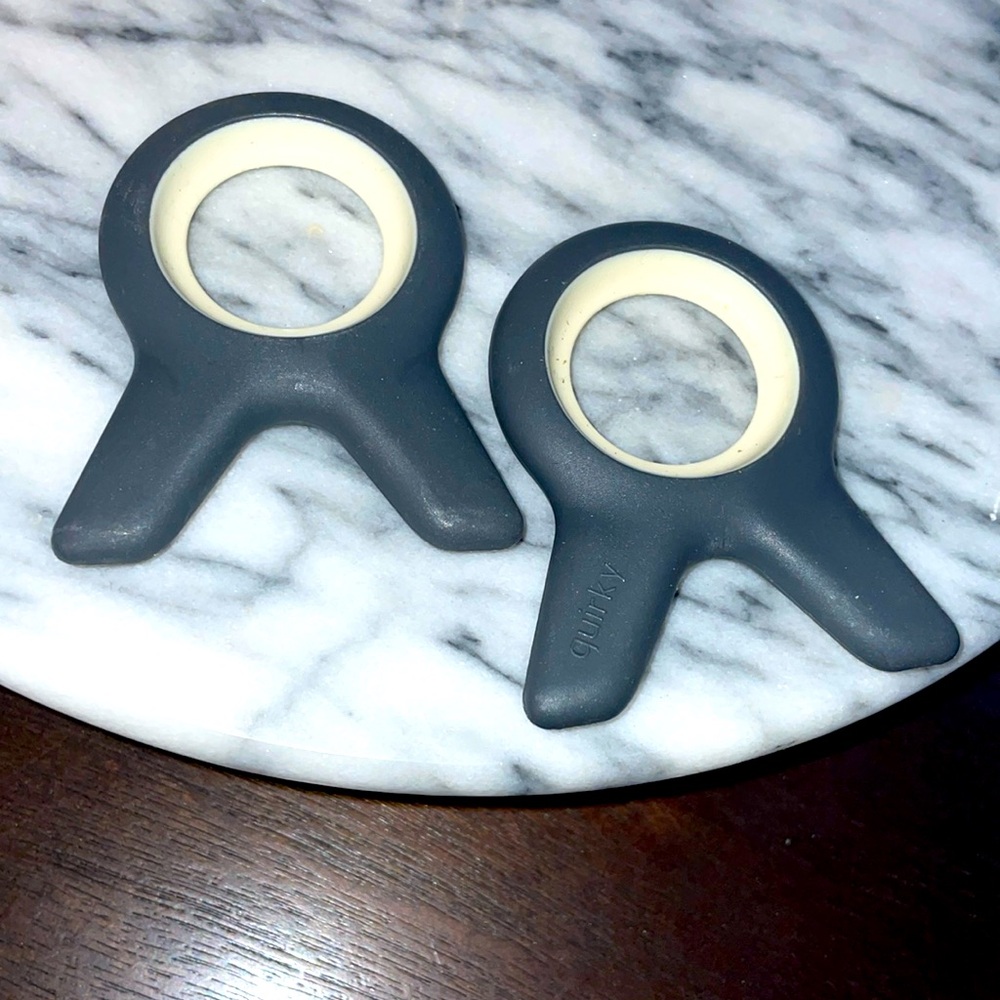 Set of 2 Wine Holders